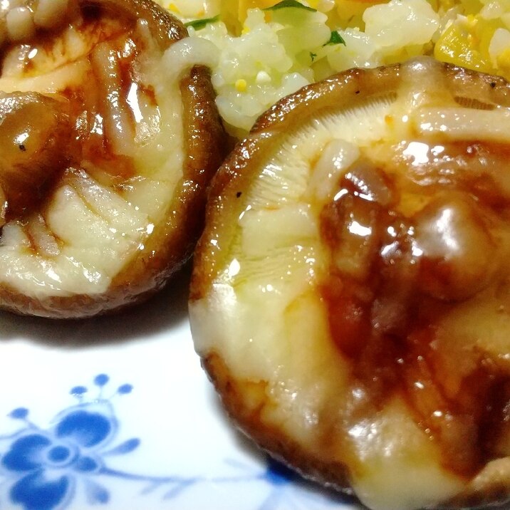 オリーブオイルで!椎茸のチーズ焼き